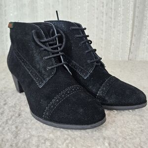 GH Bass and Co. Black Porter Suede Oxford Ankle Booties Size 7